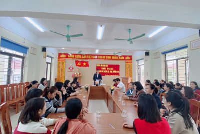 Căn cứ Quy định số 06-QĐ/ĐU ngày 11/9/2025 về việc Quy định tạm thời về bổ nhiệm, giới thiệu cán bộ ứng cử; thực hiện quy định về thời gian giữ chức vụ bổ nhiệm đối với cán bộ, hôm nay ngày 05/02/2026 được sự đồng ý của Đảng ủy, HĐND-UBND phường Tây Hoa Lư tại trường Mầm non Ninh Hòa tổ chức Hội nghị thực hiện Quy trình bổ nhiệm lại chức vụ đối với cán bộ quản lí nhà trường cho đồng chí Nguyễn Thị Dinh, hiện đang là Phó Bí thư Chi bộ, Phó Hiệu trưởng trường Mầm non Ninh Hòa.