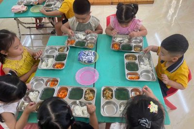 DINH DƯỠNG VÀ HOẠT ĐỘNG THỂ LỰC